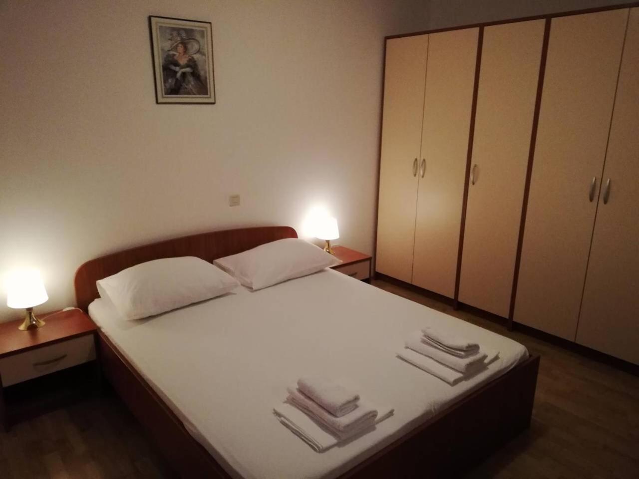 Apartments Cepo Makarska Kültér fotó